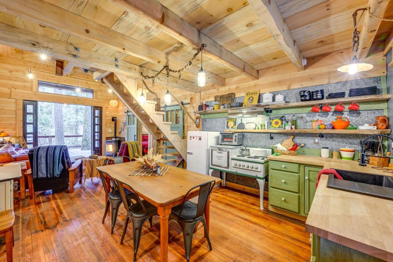 Enchanting Creekside Near Kings Canyon Park! *